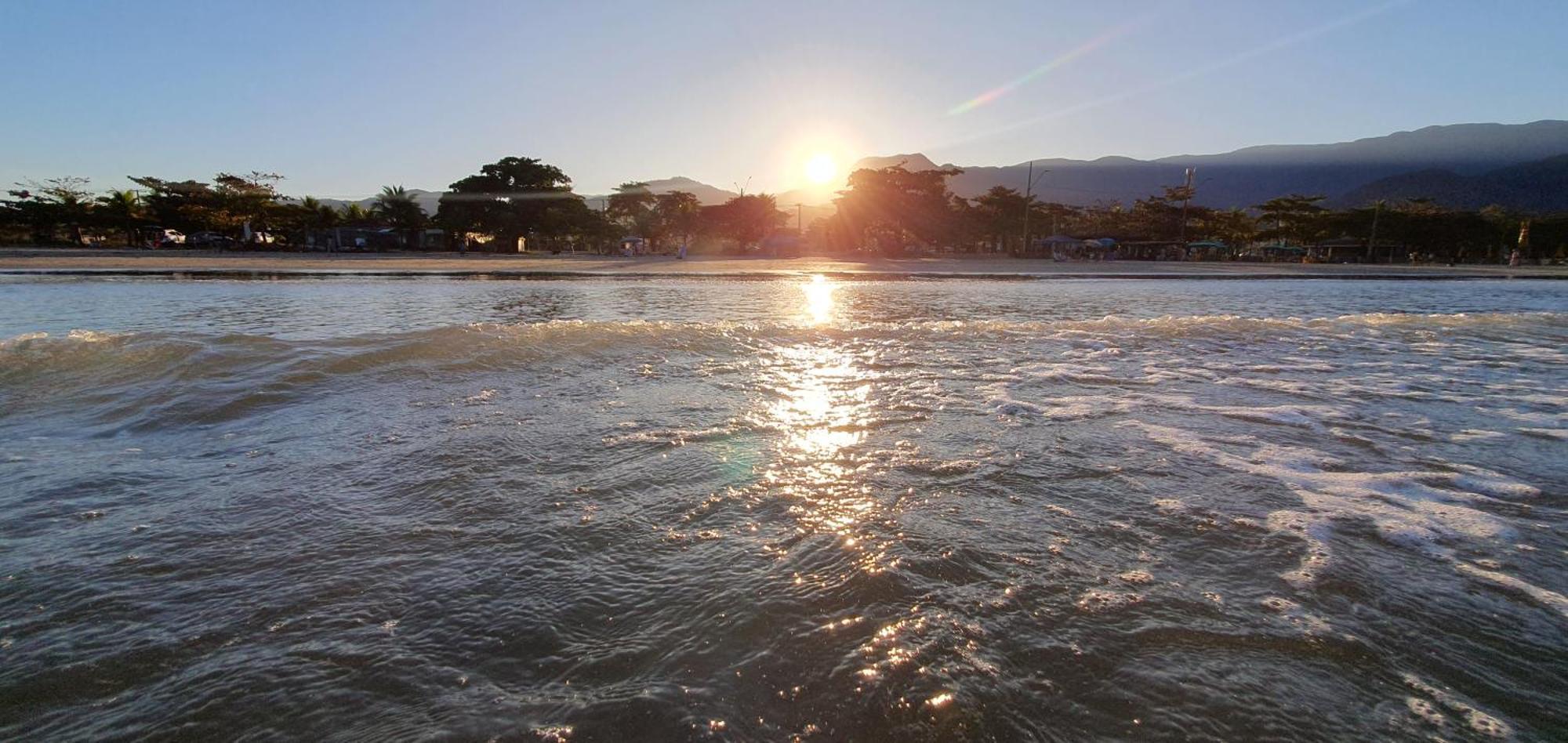 Chales Mar Virado Ubatuba Luaran gambar